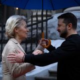 Selenskyj empfängt Von der Leyen in Kiew