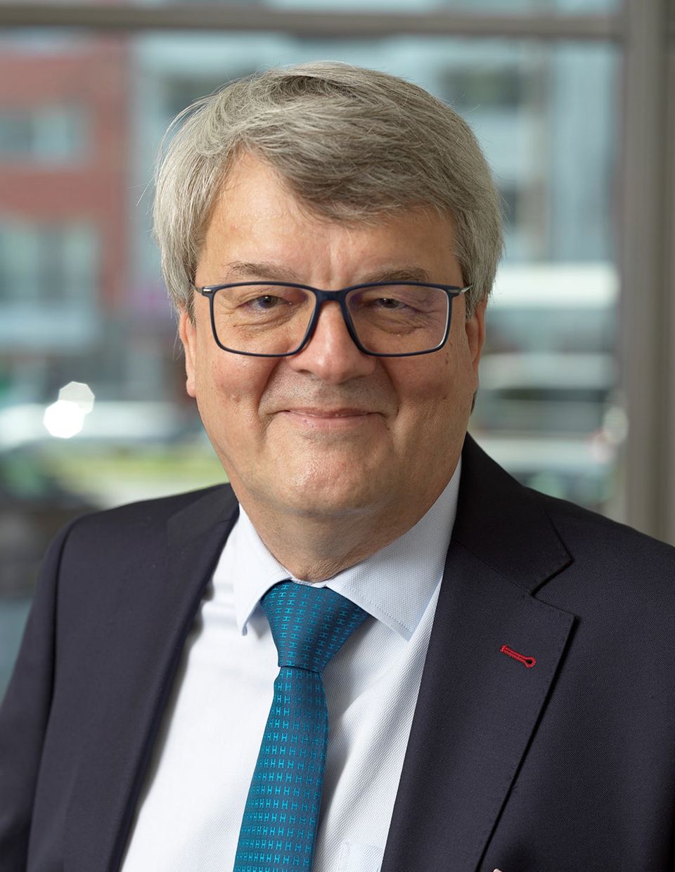 Reinhard Houben: Reinhard Houben, 63, sitzt seit 2017 im Bundestag. Er ist wirtschaftspolitischer Sprecher der FDP-Fraktion. Reinhard Houben, 63, sitzt seit 2017 im Bundestag. Er ist wirtschaftspolitischer Sprecher der FDP-Fraktion.