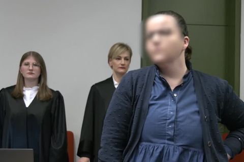 Urteil in München: Corona-Maskenaffäre: 4,5 Jahre Haft für Politikertochter Andrea Tandler