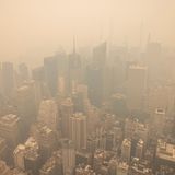 New York, USA. Die US-Metropole schwitzt unter einer Dunstglocke. Noch nie in der Geschichte der Temperaturmessung war es so heiß wie am 6. Juli 2023. Die globale Durchschnittstemperatur lag bei 17,08 Grad Celsius.
