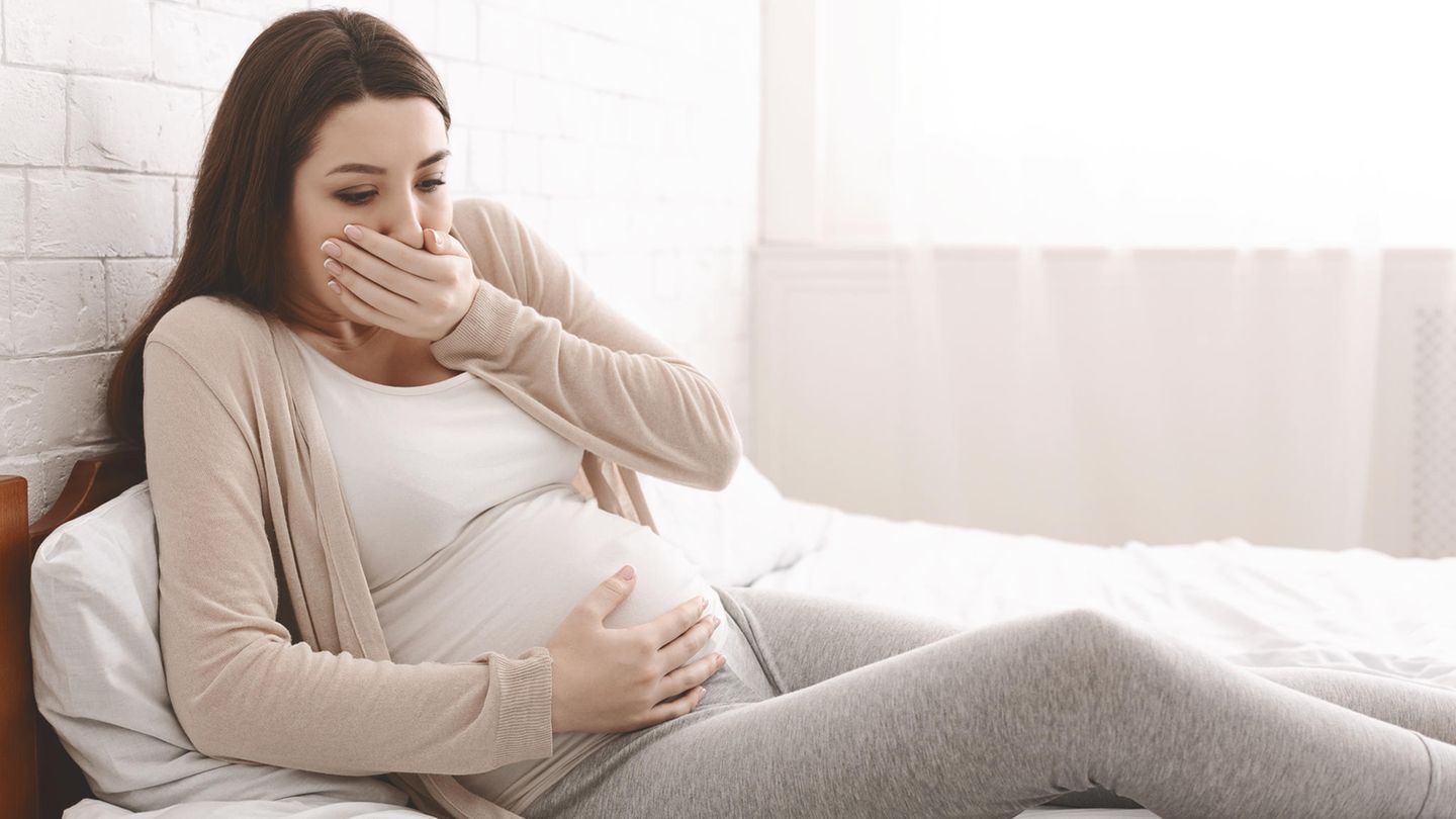 Durchbruch: Wenn das Baby die Mutter krank macht: Ursache für Schwangerschaftsübelkeit gefunden