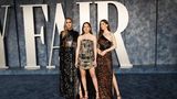 Sisters Este, Alana and Danielle Haim