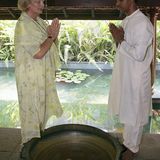 Ruth Maria Kubitschek 2005 in einem Ayurveda-Zentrums im indischen Bundesstaat Goa. Die Schauspielerin befasst sich intensiv mit ayurvedischer Medizin, Spiritualität und Meditation. Im stern-Interview sagte sie: "Ich meditiere viel, nur deshalb bin ich noch da"