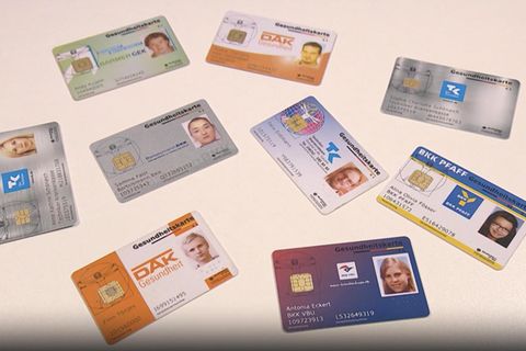 Auch wenn die Krankenkassenbeiträge gerade nicht erhöht werden, kann mit dem Wechsel der Krankenkasse unter Umständen einiges an Geld eingespart werden.     