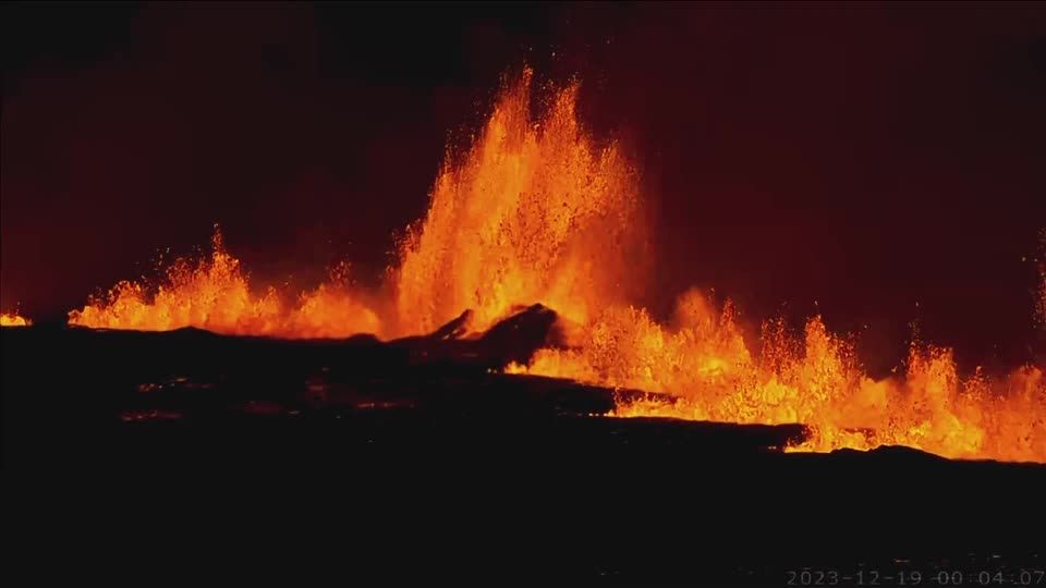 Grindavik: Vulkanausbruch auf Island – zwischen Bangen und Begeisterung