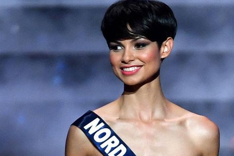 Ève Gilles bei der Kür der diesjährigen Miss France in Dijon