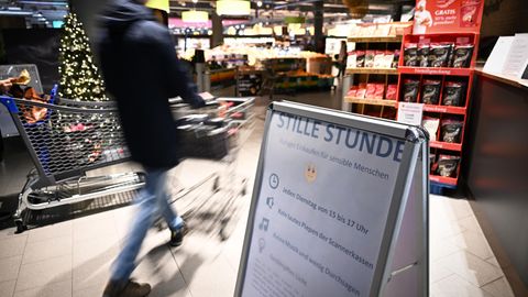 Stilel Stunde im Supermarkt in Konstanz