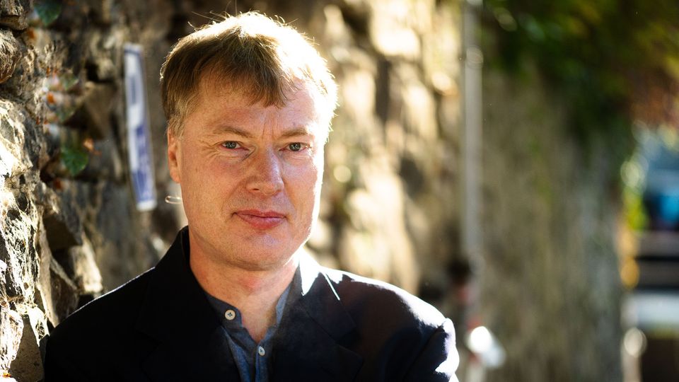Friedel Hütz-Adams untersucht beim Südwind-Institut für Ökonomie und Ökumene globale Lieferketten, insbesondere von Kakao