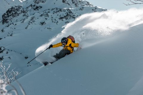 Bei der Wahl des richtugen Ski ist es entscheidend, die eigenen Fähigkeiten realistisch einzuschätzen. 