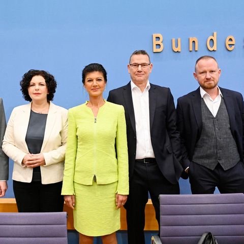 Die Präsentation des Vereins Bündnis Sahra Wagenknecht bei der Bundespressekonferenz