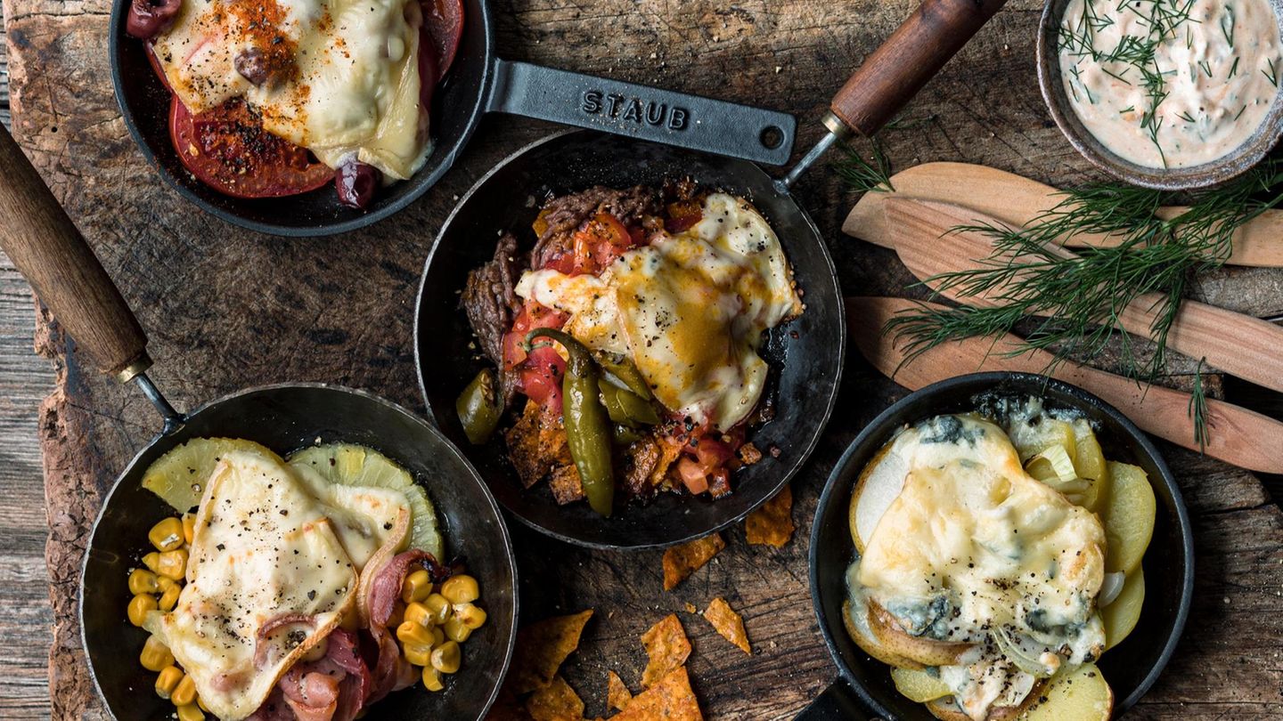 Vier Raclette-Pfännchen