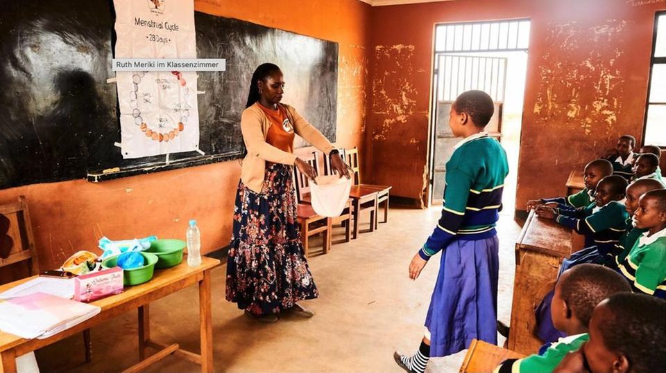 Gegen Angst und Aberglauben: Menstruationsaufklärung in Tansania verhindert Schulabbrüche junger Mädchen