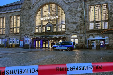 Seit Montagnachmittag ist der Bielefelder Hauptbahnhof abgesperrt.