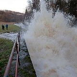 Wasserablass an der Talsperre Mandelholz in Sachsen-Anhalt