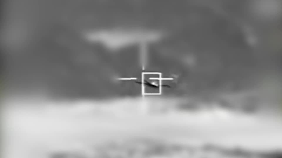 Video: Drohne über Rotem Meer abgeschossen