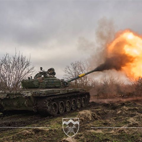 Kampfpanzer der ukrainischen 10. Mountain Assault Brigade