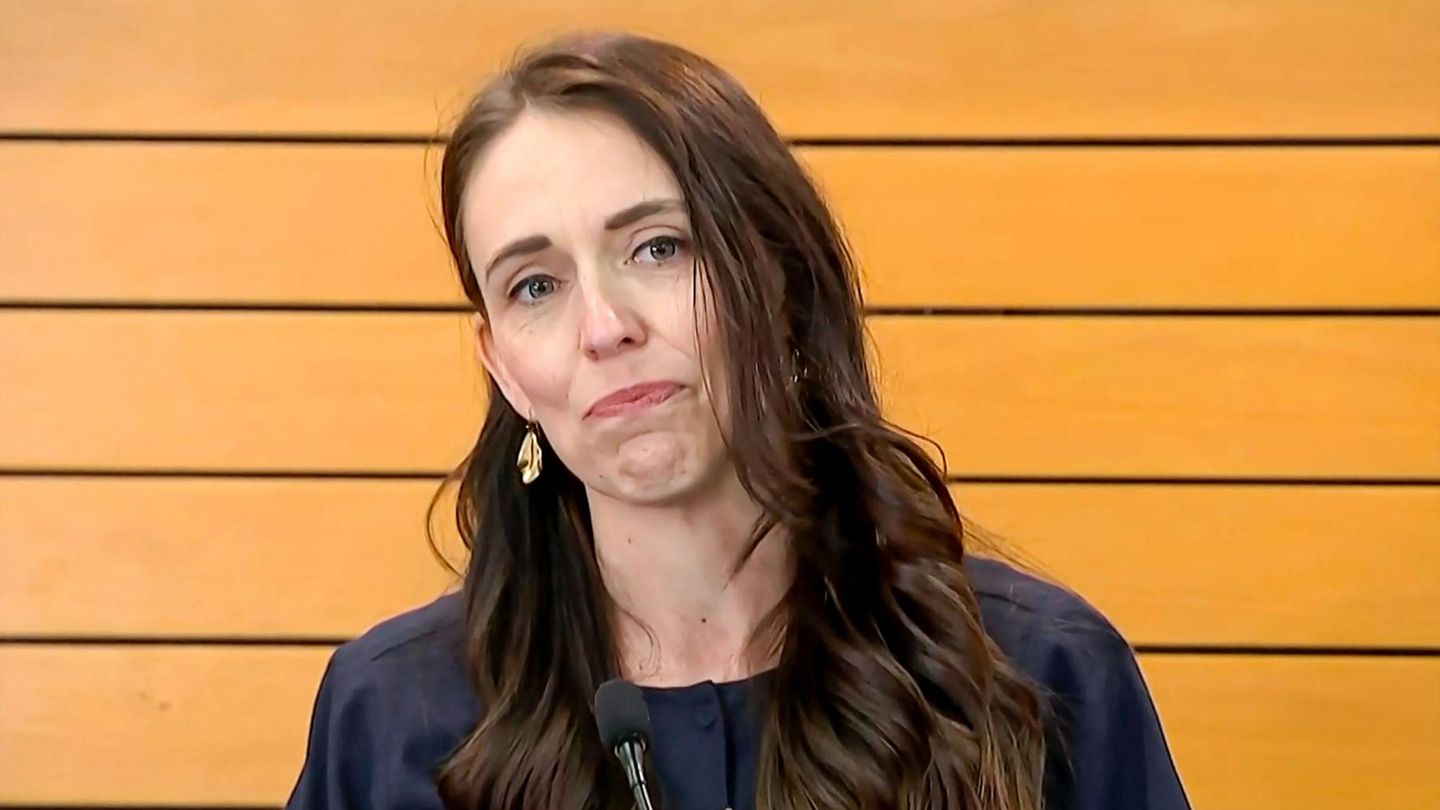 19. Januar: Jacinda Ardern tritt zurück
