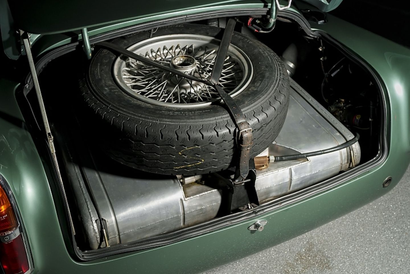 Aston Martin DB4 GT Loh Collection