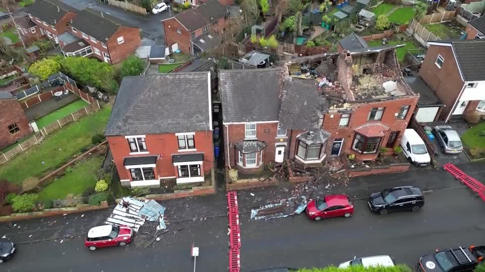 Video: Sturm "Gerrit" fegt über Großbritannien Video: Sturm "Gerrit" fegt über Großbritannien