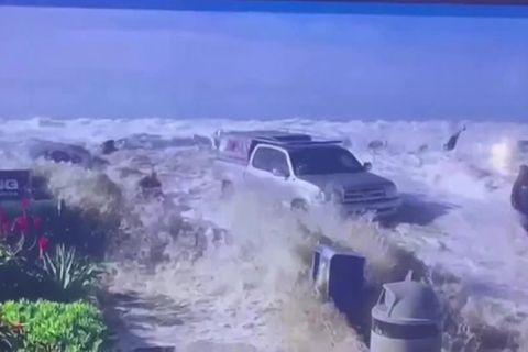 Video: Riesenwellen treffen Kalifornien