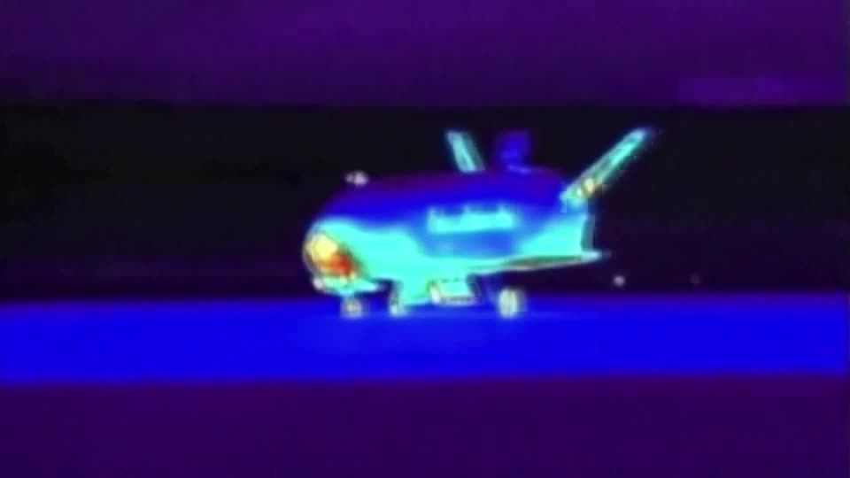 Video: US-Militär startet geheimnisvolle Weltraumdrohne Video: US-Militär startet geheimnisvolle Weltraumdrohne