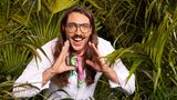 Fabio Knez war bereits Beamter bei der Bayerischen Polizei, hat als Staubsaugervertreter gearbeitet und kann bereits auf erste TV-Erfahrungen bei "Make Love Fake Love" und "Are You The One - Reality Stars in Love" zurückblicken. Nicht schlecht für einen 30-Jährigen. Nun geht er den nächsten Schritt und wagt sich ins Dschungelcamp.