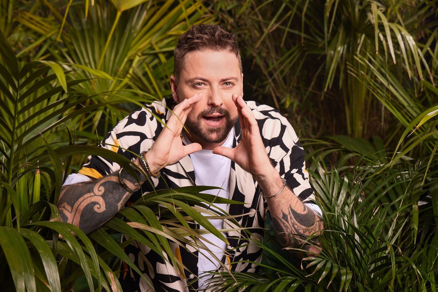 RTL-Show: Mit Ausnahme kurzer Unterbrechungen ist Felix von Jascheroff seit 2001 fast durchgehend als John Bachmann in der RTL-Soap "Gute Zeiten, Schlechte Zeiten" zu sehen. Den Menschen hinter der Rolle kennen die Wenigsten. Das soll anders werden: "Die Leute werden den privaten Felix zum ersten Mal richtig kennenlernen", verspricht der 41-Jährige. Mit Ausnahme kurzer Unterbrechungen ist Felix von Jascheroff seit 2001 fast durchgehend als John Bachmann in der RTL-Soap "Gute Zeiten, Schlechte Zeiten" zu sehen. Den Menschen hinter der Rolle kennen die Wenigsten. Das soll anders werden: "Die Leute werden den privaten Felix zum ersten Mal richtig kennenlernen", verspricht der 41-Jährige.