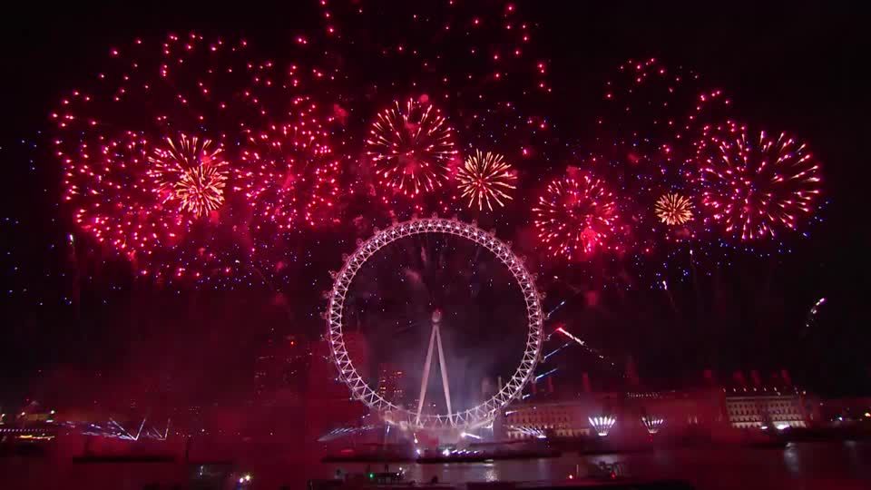 Video: Die Welt begrüßt 2024 Video: Die Welt begrüßt 2024