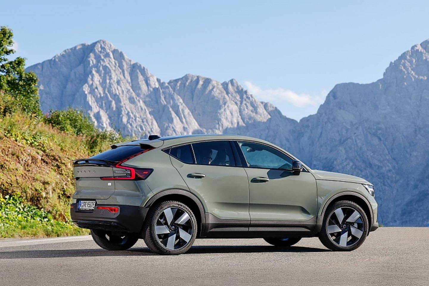 Volvo C40 Recharge Pure Electric Single Motor Extended Range MJ 
2024