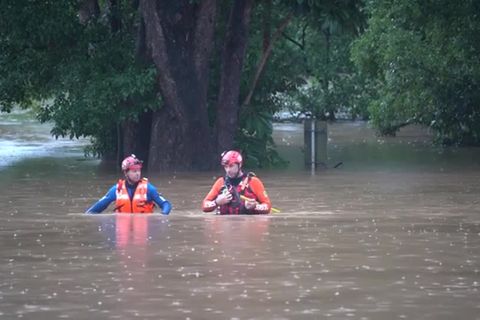Video: Brisbane: Extremwetter im Osten Australiens