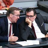 Boris Pistorius und Wolfgang Schmidt (re.)