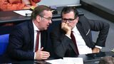 Boris Pistorius und Wolfgang Schmidt (re.)