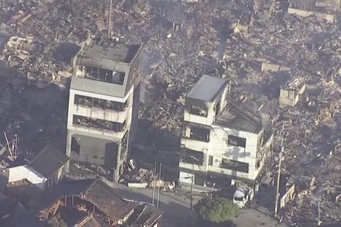 Video: Mindestens 48 Tote nach Erdbeben in Japan - Warnung vor weiteren Beben