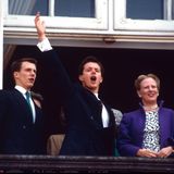 Es wird eine Rolle, auf die Frederik, geboren am 26. Mai 1968, schon sein ganzes Leben wartet. In den 90er Jahren ist er einige Zeit als Dänemarks Partyprinz bekannt. 