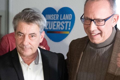 AfD an der Macht: Tim Lochner (l.), designierter Oberbürgermeister der Stadt Pirna in Sachsen
