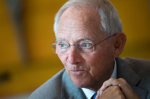 Wolfgang Schäuble in einem Anzug