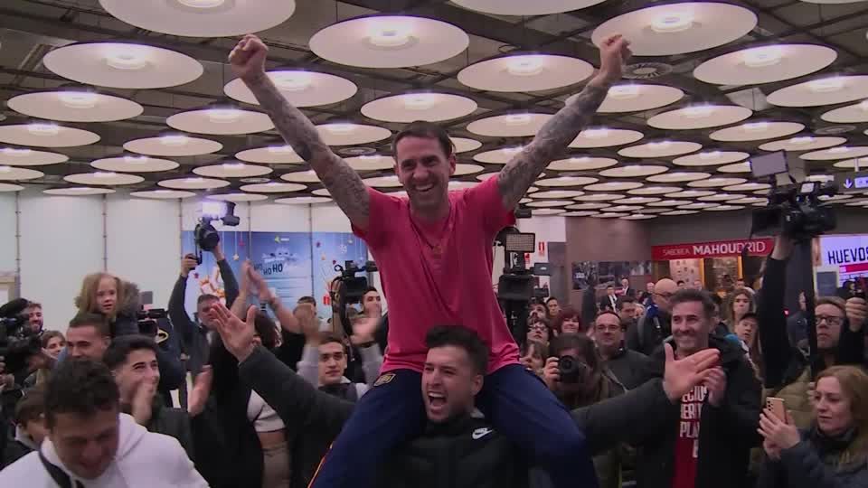 Video: Jubel für spanischen Iran-Rückkehrer