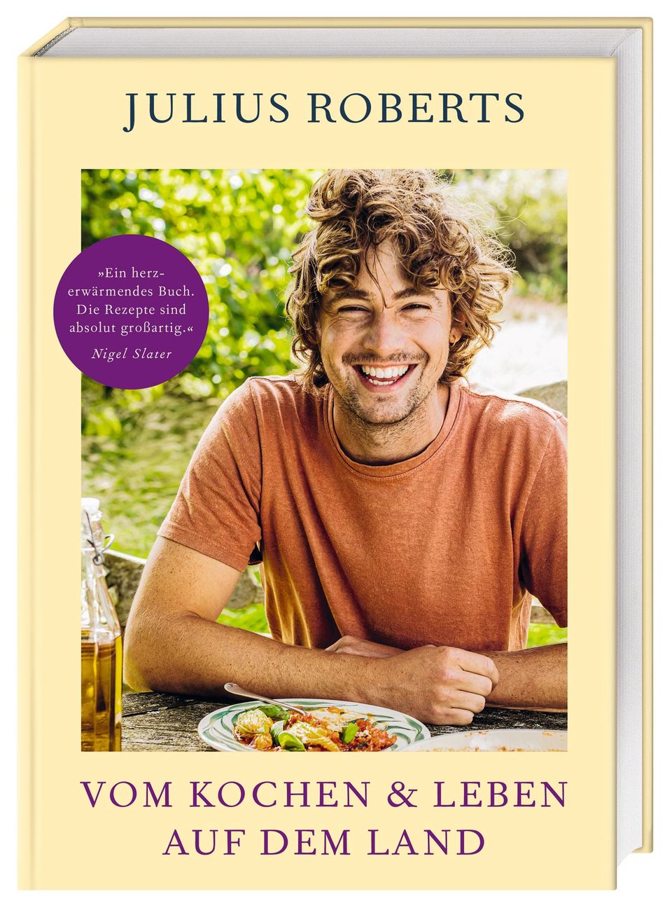 Mehr Rezepte, die Lust aufs Landleben machen: "Vom Kochen und Leben auf dem Land" von Julius Roberts. Erschienen im DK-Verlag. 320 Seiten. 29,95 Euro. (u.a. erhältlich bei Amazon / buecher.de & Thalia)