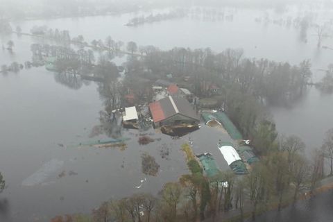 Hochwasser: Inzwischen hilft sogar der französische Zivilschutz