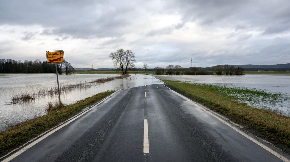 Hochwasser In Deutschland: Bilder Aus Den Überschwemmungsgebieten ...