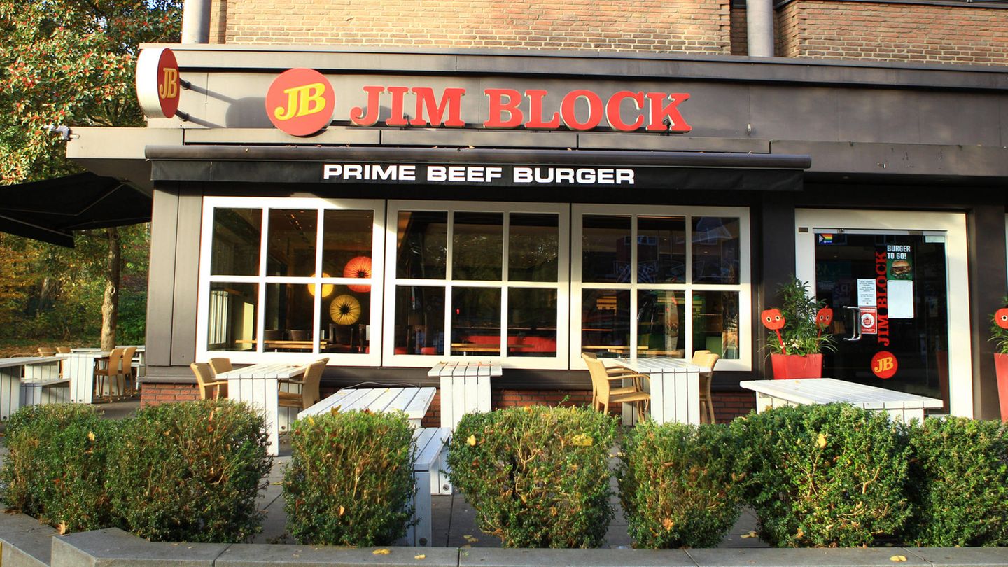 Der Patriarch lässt nichts verkommen Seit 1973 gehört zu Block House auch die Burger-Kette Jim Block. Sie hat heute insgesamt zwölf Standorte in Hamburg, Hannover und Berlin und wirbt vor allem mit der Verwendung regionaler Lebensmittel. Die Idee von Eugen Block war, hier das für Steaks nicht verwendete Fleisch zu nutzen