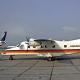 Eugen Block ist vermutlich eine der erfolgreichsten Unternehmerpersönlichkeiten Hamburgs. 1988 wollte er sogar eine „hanseatische Fluglinie“ aufbauen und gründete Hamburg Airlines, mit der Lizenz der pleite gegangenen Fluggesellschaft Holiday Express. Geschäftsreisende sollten so nicht mehr den Umweg über das Lufthansa-Drehkreuz Frankfurt am Main machen müssen. Doch die Auslastung war nicht so hoch wie erwartet. Nach wenigen Jahren verkaufte Block seine Airline an das Charterflugunternehmen von Hans Rudolf Wöhrl, Saarland Airlines, und blieb mit nur 20 Prozent beteiligt. Kurz darauf musste das Unternehmen Insolvenz anmelden. Später gestand Block, sich nicht ausreichend um die Airline gekümmert zu haben, hielt seine Idee aber immer noch für richtig