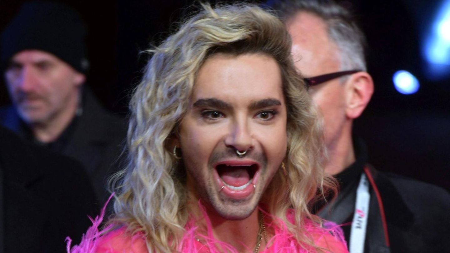 People of today: Bill Kaulitz: Cuddly photo with stranger in Bali