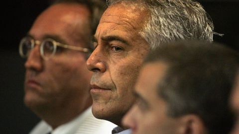Jeffrey Epstein: "Massage" wurde laut Zeugen zum Code-Wort | STERN.de