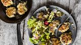 Kaspressknödel mit Salat