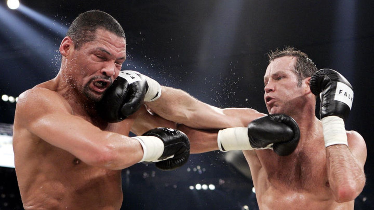 Boxen: Comeback: Elf Jahre nach seiner Niederlage gegen US-Boxer Virgil Hill forderte Henry Maske seinen einstigen Bezwinger erneut heraus. Am 31. März 2007 sahen knapp 16 Millionen TV-Zuschauer dabei zu, wie er Hill in der Münchner Olympiahalle bezwang. Der Amerikaner soll damals 1,2 Millionen Euro erhalten haben, Maske 1,5 Millionen Euro. Comeback: Elf Jahre nach seiner Niederlage gegen US-Boxer Virgil Hill forderte Henry Maske seinen einstigen Bezwinger erneut heraus. Am 31. März 2007 sahen knapp 16 Millionen TV-Zuschauer dabei zu, wie er Hill in der Münchner Olympiahalle bezwang. Der Amerikaner soll damals 1,2 Millionen Euro erhalten haben, Maske 1,5 Millionen Euro.