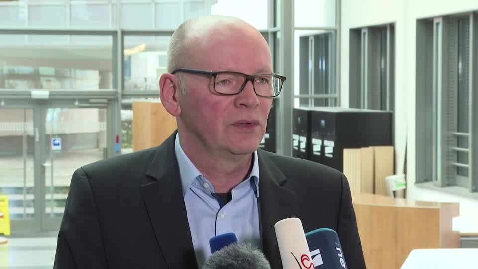 Protest von Landwirten: Bauernverband zu Blockade-Aktion gegen Habeck: "Das geht gar nicht" Protest von Landwirten: Bauernverband zu Blockade-Aktion gegen Habeck: "Das geht gar nicht"