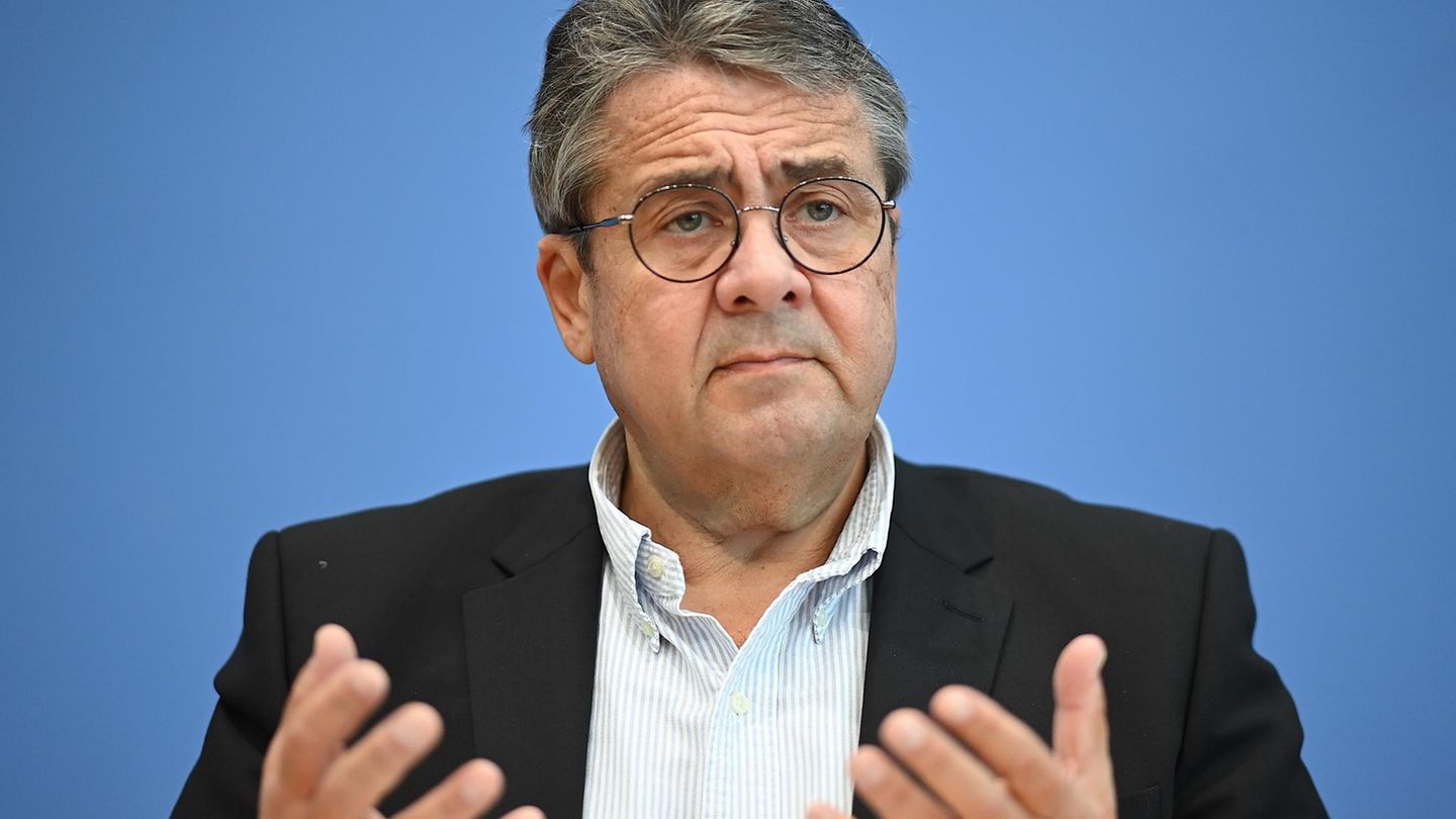 Sigmar Gabriel campaigns for the election of Michael Kretschmer in Saxony