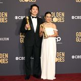 Steven Yeun und  Ali Wong bei den Golden Globes