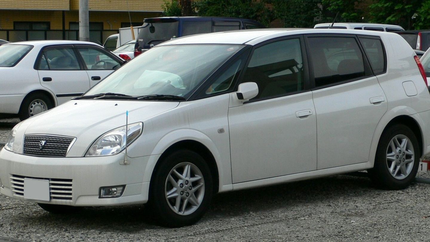 Toyota Opa